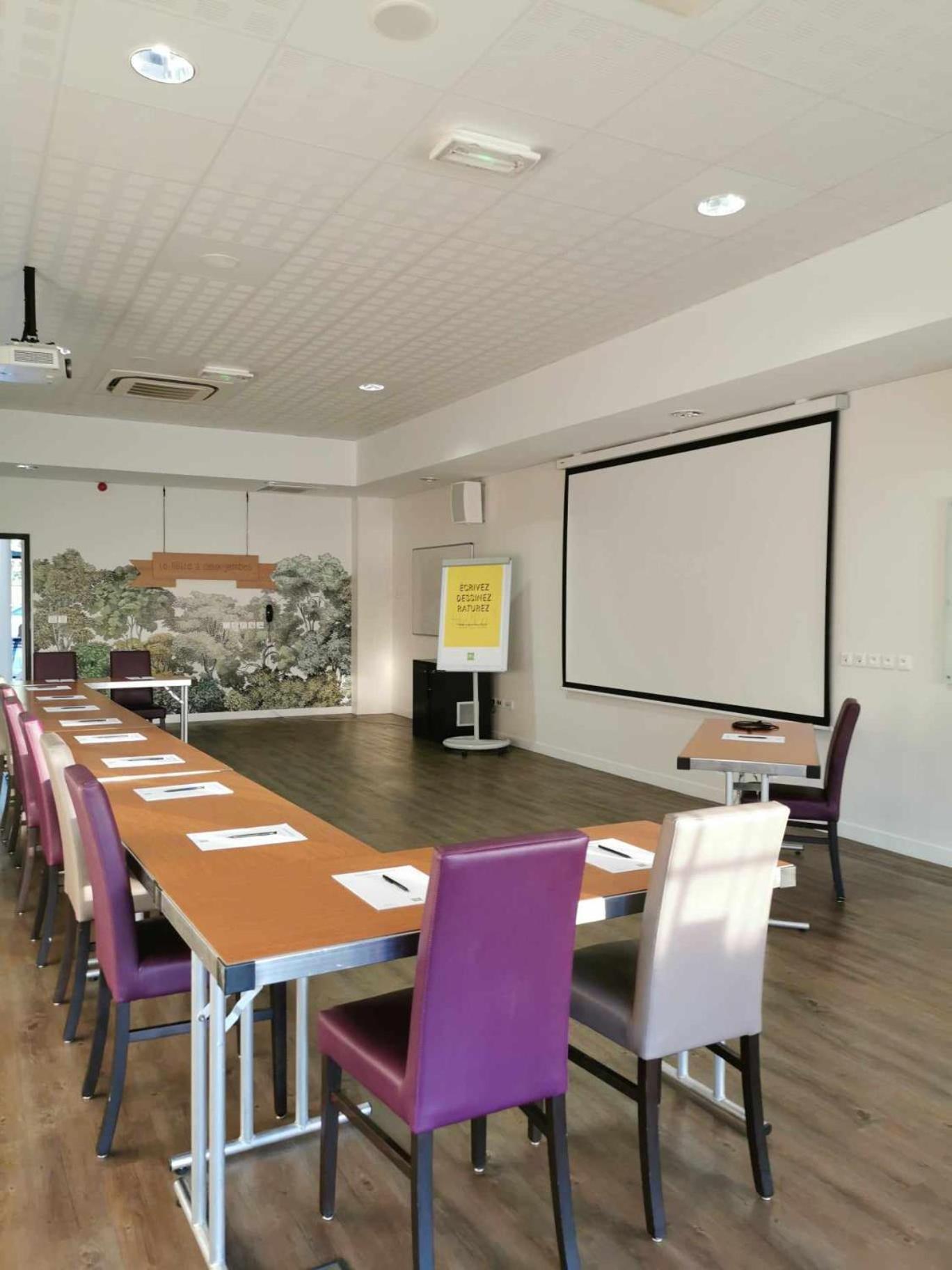 Hotel Ibis Styles Montargis Arboria Pannes Kültér fotó