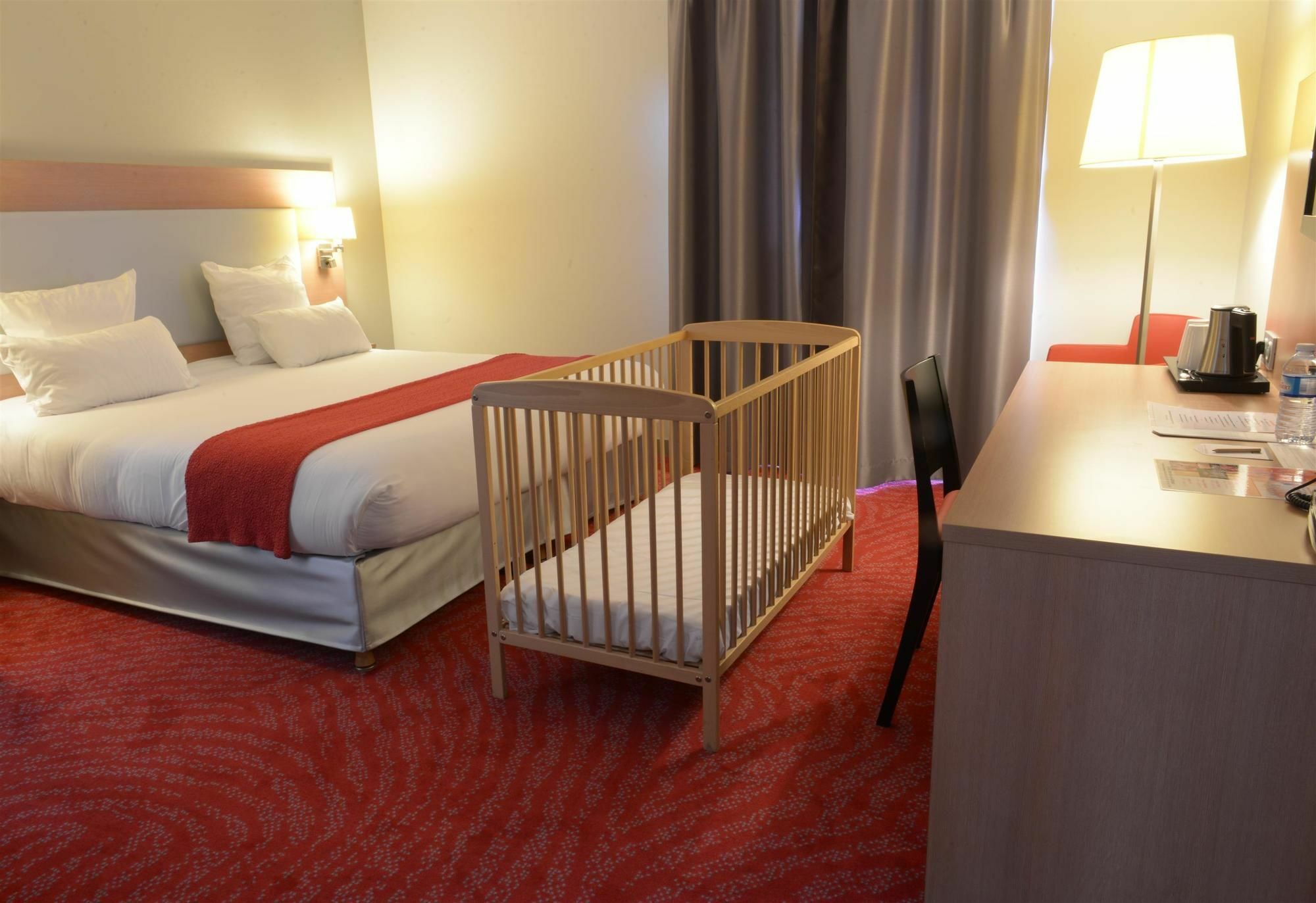 Hotel Ibis Styles Montargis Arboria Pannes Kültér fotó